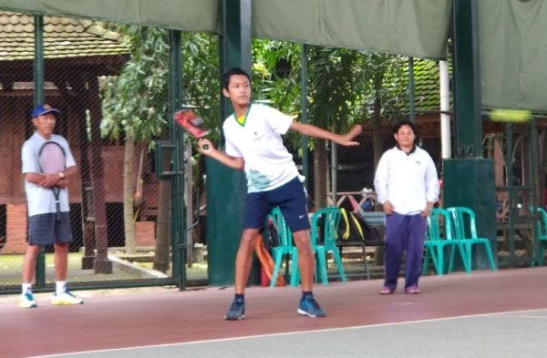 Profil Atlet Tenis Luis Darsono: Prestasi dan Perjalanan Karier