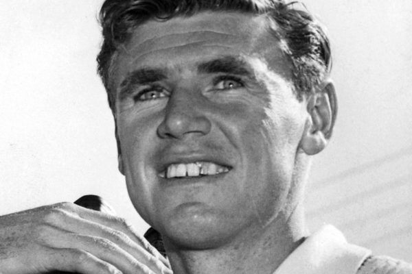 Profil Pemain Tenis Frank Sedgman: Legenda Dunia yang Berprestasi