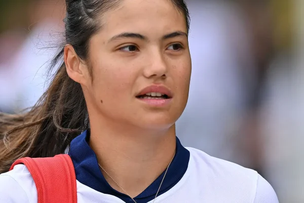 Profil Lengkap Pemain Tenis Emma Raducanu dan Prestasinya